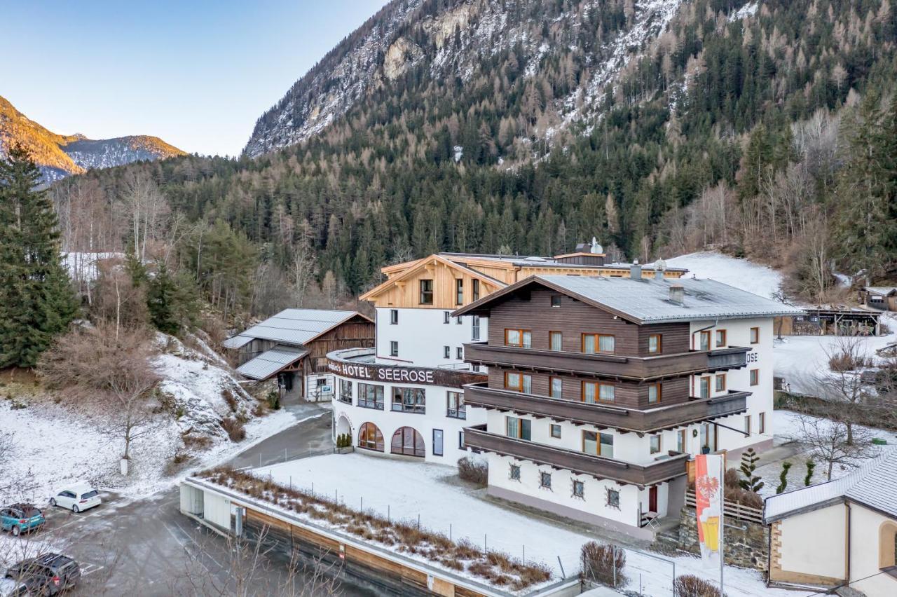 Seehueter'S Hotel Seerose Oetz Dış mekan fotoğraf