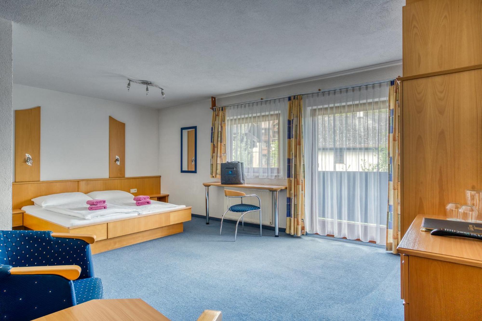 Seehueter'S Hotel Seerose Oetz Oda fotoğraf