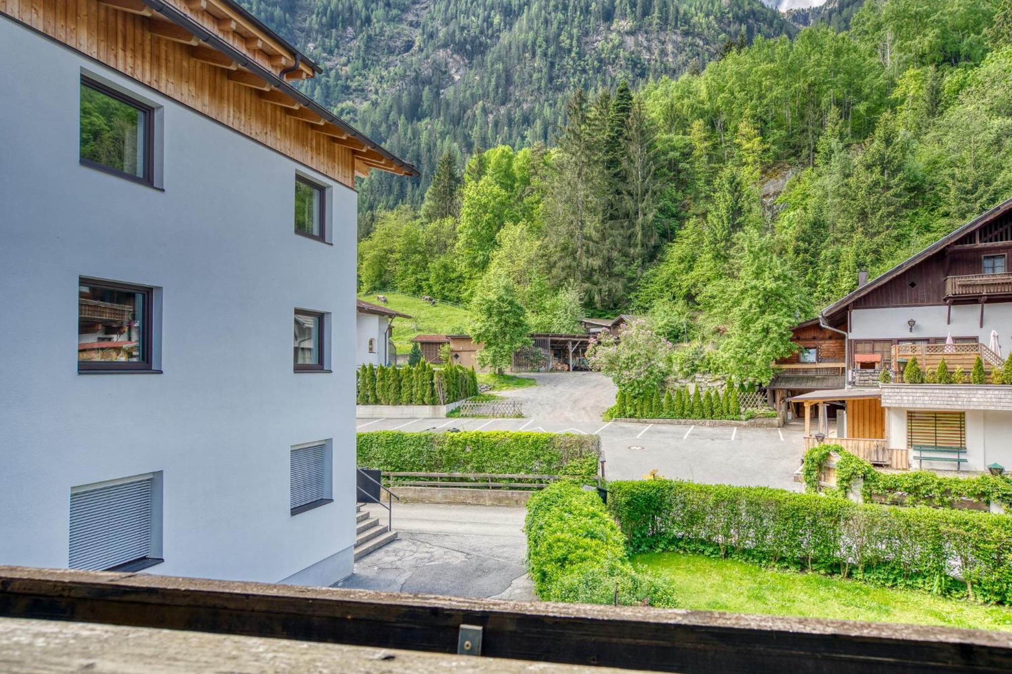 Seehueter'S Hotel Seerose Oetz Dış mekan fotoğraf